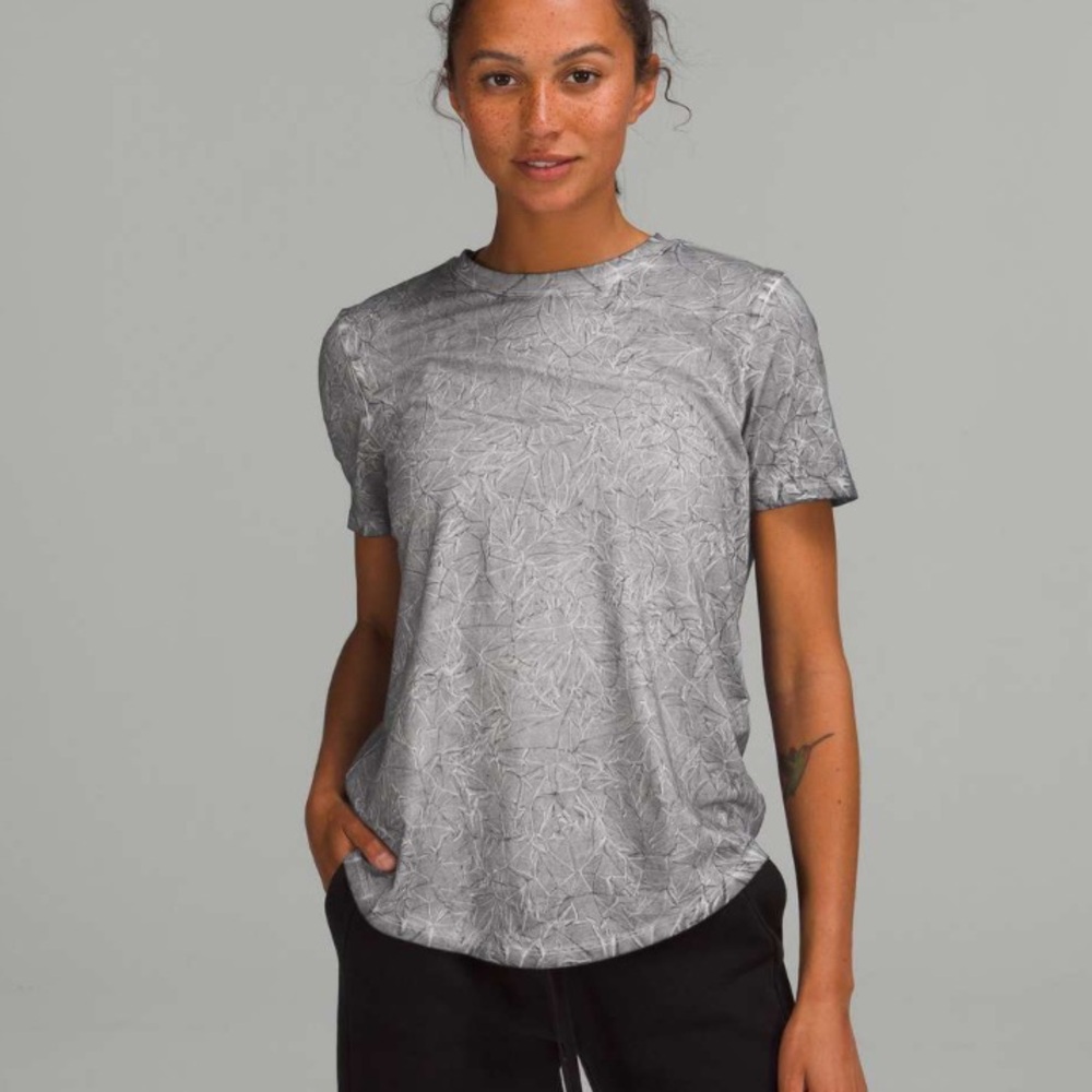 Lululemon Love Crew T-Shirt Summit Wash Graphite Grey